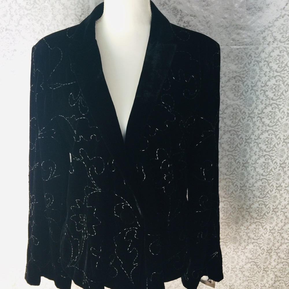 Susan Bristol Ltd. Black Beaded Blazer - 14